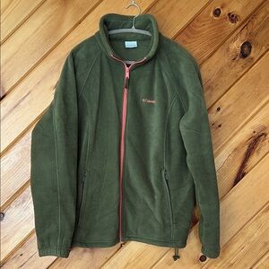 Columbia Women’s Olive Green Fleece Jacket with Coral Accents 2X fall outerwear